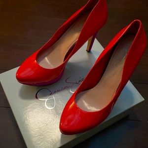 Jessica Simpson Colorblock spiced coral patent with fushia suede size 9.5